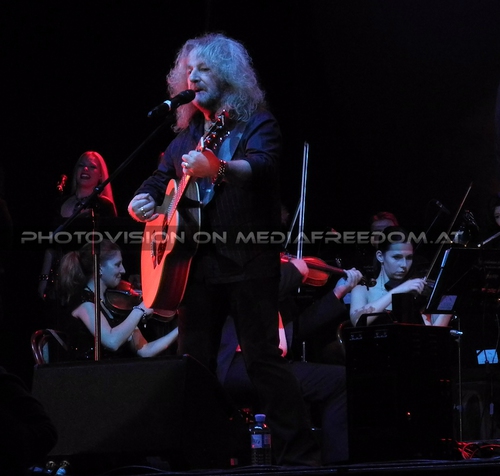 Mocking Bird: Bohemian Symphony Orchestra,Les Holroyd