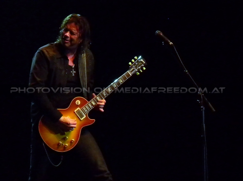 Last Look at Eden - Tour Pix 26