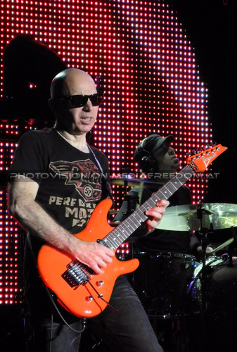 Black swans 16: Joe Satriani