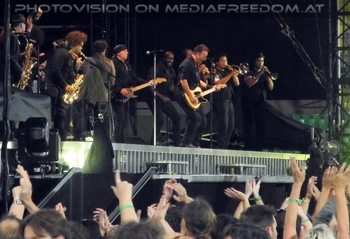 Wrecking Ball Tour - Pix 56: Nils Lofgren,Bruce Springsteen,Steven Van Zandt