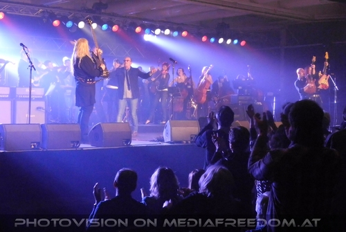 Do nothing till you hear from me 21