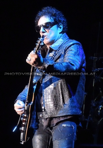 Eclipse 04: Neil Schon