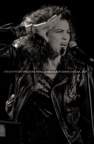 A-lan-nah 18: Alannah Myles