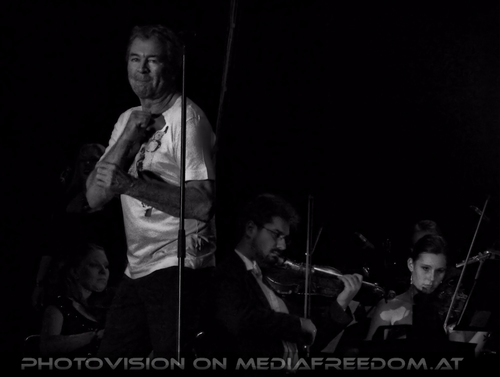 In rock: Bohemian Symphony Orchestra,Ian Gillan