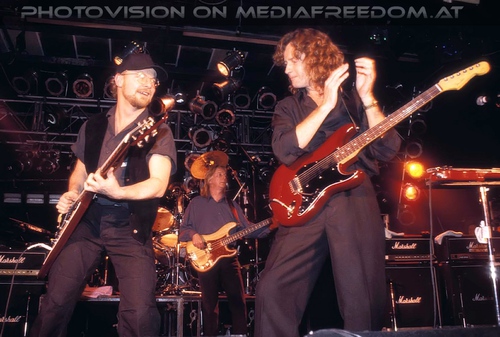 The Ash Tour - Pix 06: Andy Powell,Andy Pyle,Ted Turner