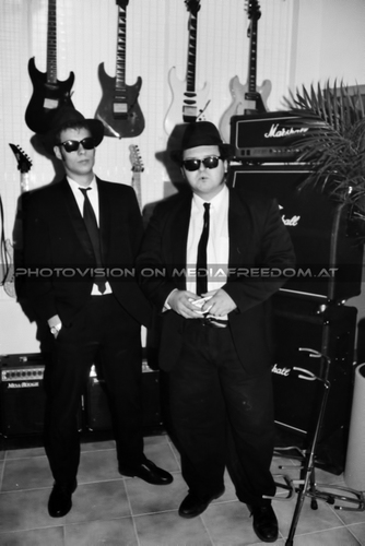 Guitars Only - Pix 15