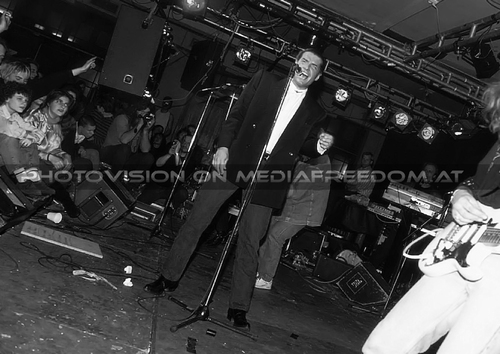 Data De Groove - Tour 17: Falco