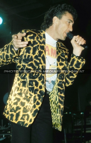 Talk to ya later: Fee Waybill