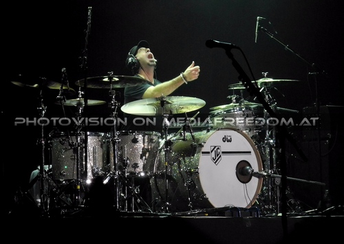 Where is my drumstick...: Jeff Campitelli