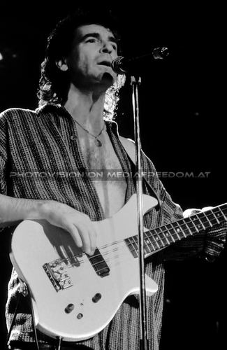 Generation 13 - Tour Pix 07: Michael Sadler