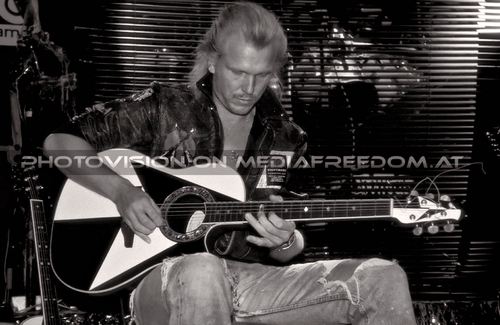 Nightmare Acoustic Set 04: Michael Schenker