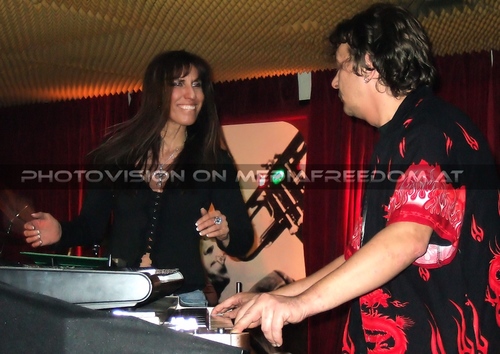 Strange kind of woman 08