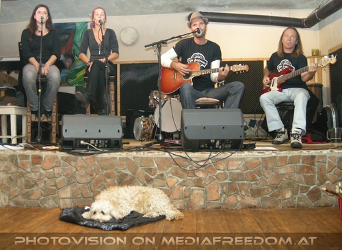 Woat oh: Silvi,Alienne,David,Tom