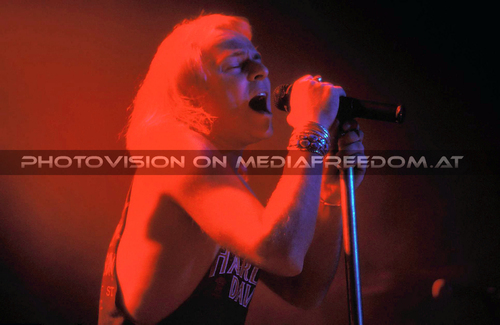 Sea of Light 03: Bernie Shaw