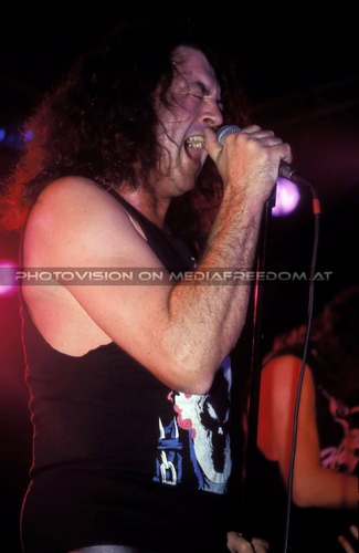Toolbox - Tour Pix 06: Ian Gillan