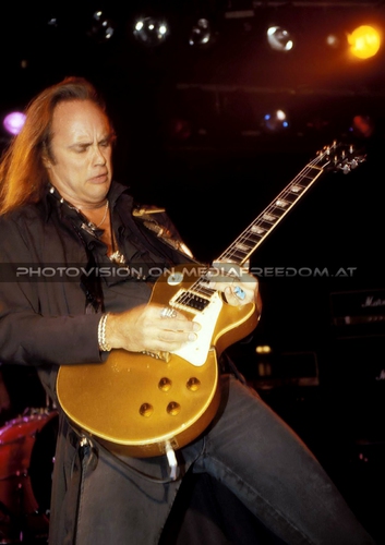 Live - Pix 05: Rick Medlocke