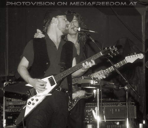 The Ash Tour - Pix 13: Andy Powell,Ted Turner