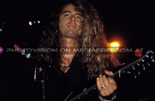 Live - Pix 16: Mark Woerpel