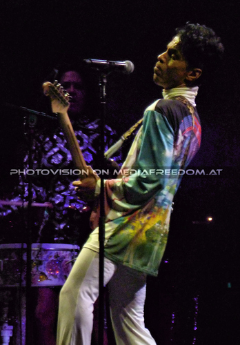 20Ten 08: Prince 