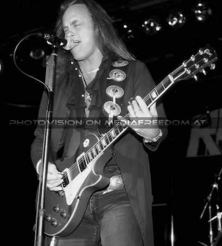 Live - Pix 06: Rick Medlocke