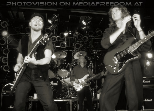 The Ash Tour - Pix 07: Andy Powell,Andy Pyle,Ted Turner