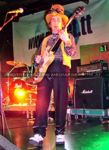 Get down get with it: Dave Hill