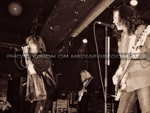 You cant stop rock and roll: Joe Lynn Turner,J.J. Walsh,Glenn Hughes