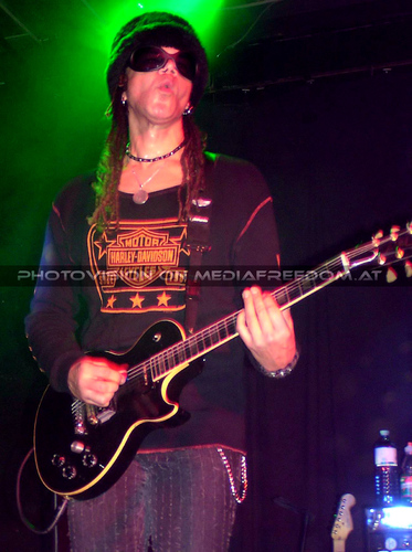 Meta-Funk'n-Physical 15