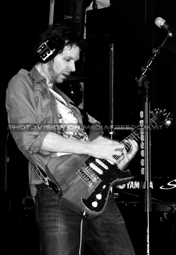 Silence Followed Tour Pix 17: Paul Gilbert