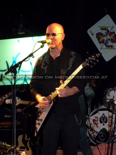 Raw to the bone: Andy Powell