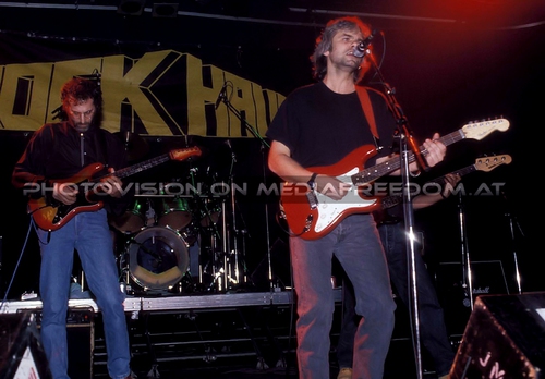 A Christmas Care-Roll 059