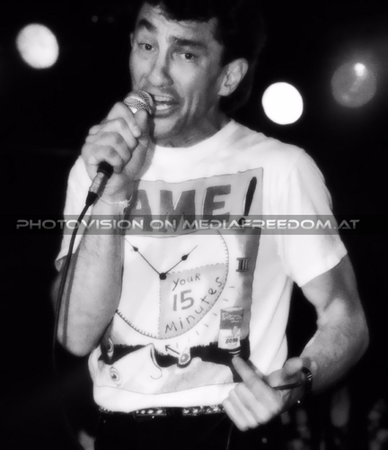 Attack of the tubes: Fee Waybill