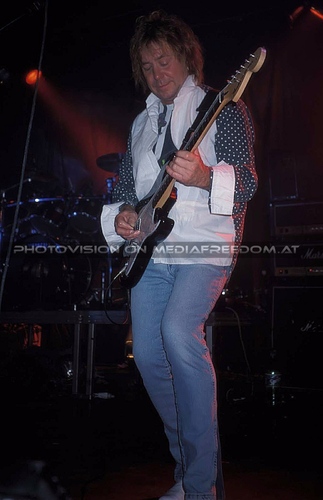 Ride a white swan: Alan Silson