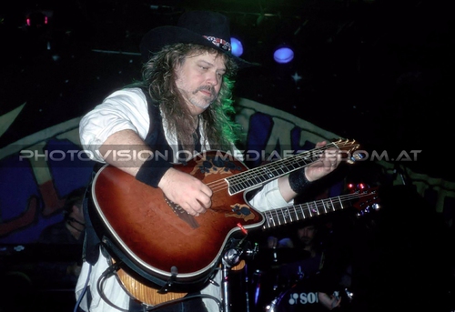 Devils Canyon Tour Pix 08: Bobby Ingram