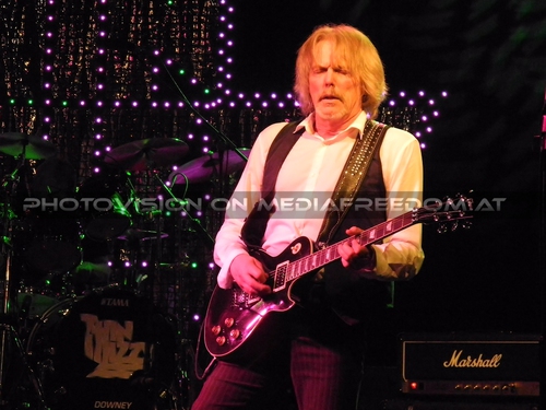 Lizzy Live Tour - Pix 33