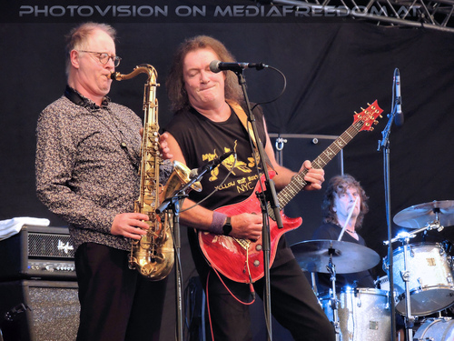 Maybe the last time live 05