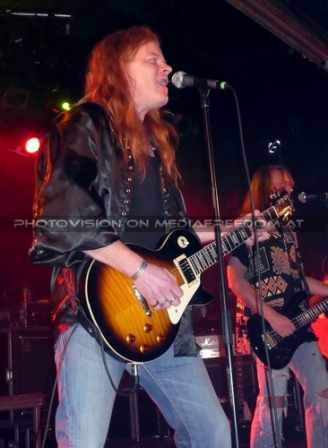 Blood on the highway - Tour Pix 08