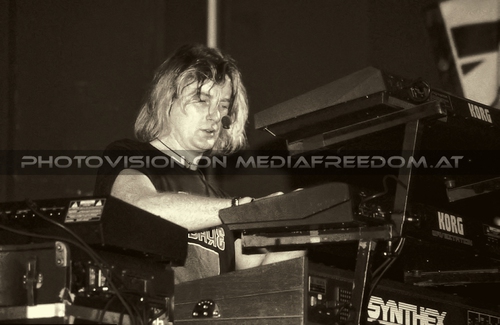 Then and now - Tour Pix 15: Geoff Downes