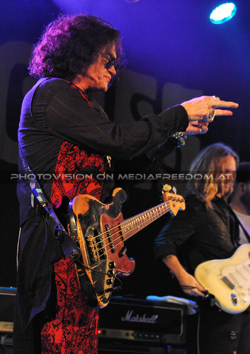 Resonate 49: Glenn Hughes,Soren Andersen