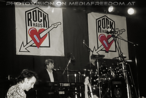 The Artful Dodger on Tour - Pix 17