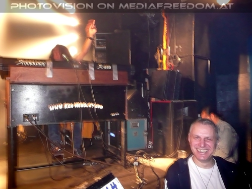 Blood on the highway - Tour Pix 30: Ken Hensley,Manfred Blaschko