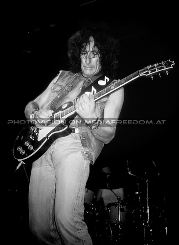 Wonderworld: Ken Hensley