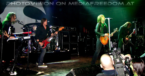 Out of this world: Mic Michaeli,John Leven,Joey Tempest,John Norum