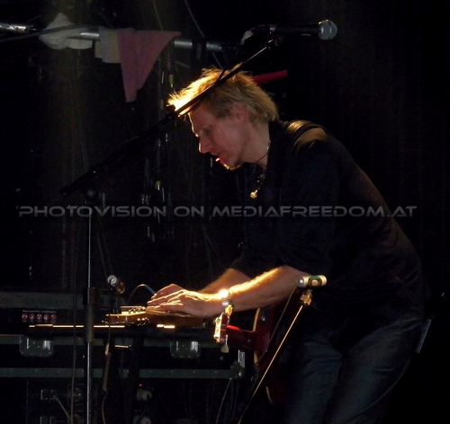 Slide: Muddy Manninen