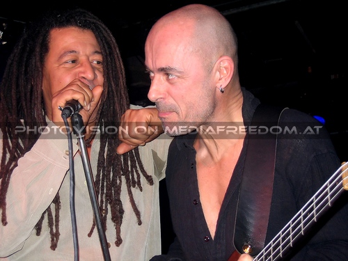 Angel station: Noel McCalla,Steve Kinch