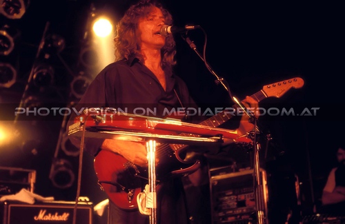 The Ash Tour - Pix 03