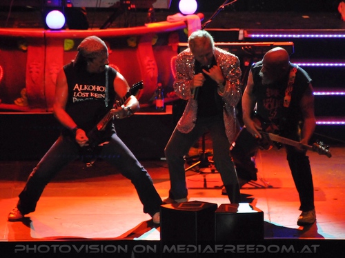 Neandertal: Thomas Spitzer  ,Klaus Eberhartinger  ,Leo Bei