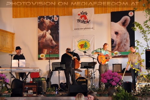 F�r vier Pfoten 74