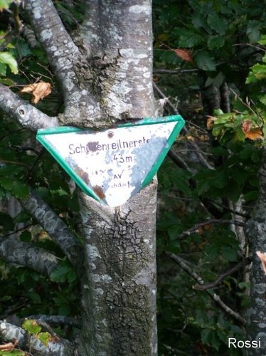 Nat�rliches Befestigungsmaterial