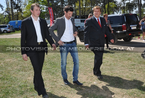 Die Er�ffnung - Bild 003: Rene Lobner,Michael Aufhauser